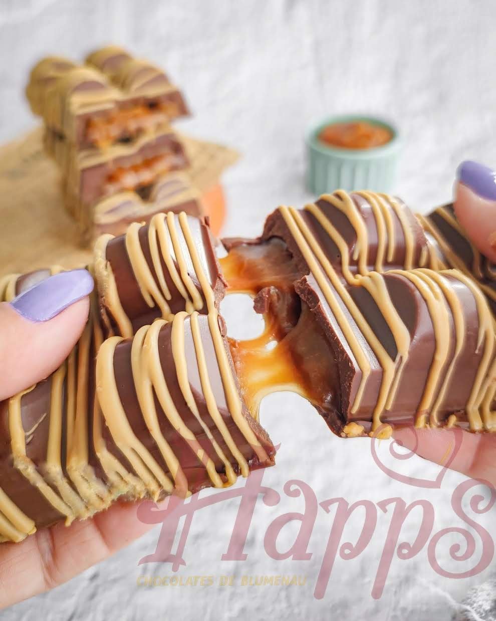 1707600458413 Drágeas com chocolate Happs
